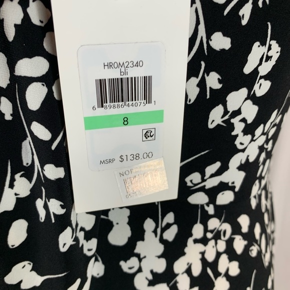 Harper Rose 3/4 Sleeve V Neck Fit and Flare Dress - Black / White - size 8 - Picture 7 of 10